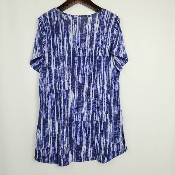 LulaRoe Size 2XL SS Pattern Top - Picture 3 of 6